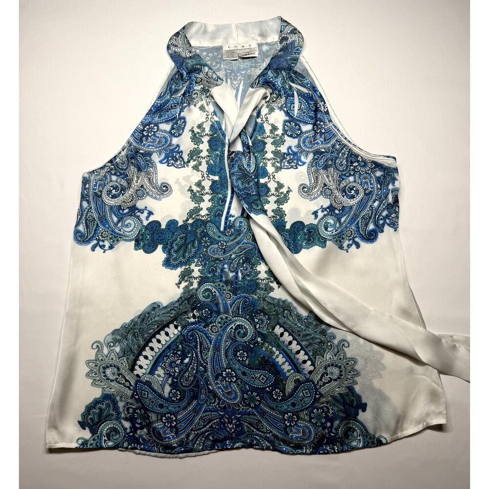 Como, Sleeveless blue and white paisley halter top size L